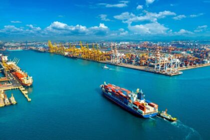 RCEP Malaysia, economic effects of RCEP, Malaysia trade agreement, ASEAN trade, regional integration, Malaysia exports, FDI Malaysia, digital economy Malaysia, supply chain resilience, SME growth Malaysia, Malaysia GDP growth, Asia-Pacific trade, Malaysia manufacturing hub, e-commerce RCEP, sustainable trade Malaysia