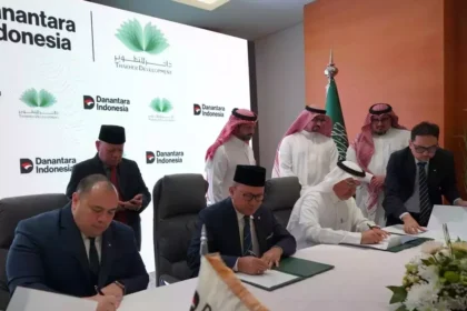 Indonesia's SWF Danantara acquires Novotel Makkah and land plots to develop $5,000$ rooms for Hajj/Umrah pilgrims, enhancing national logistics.