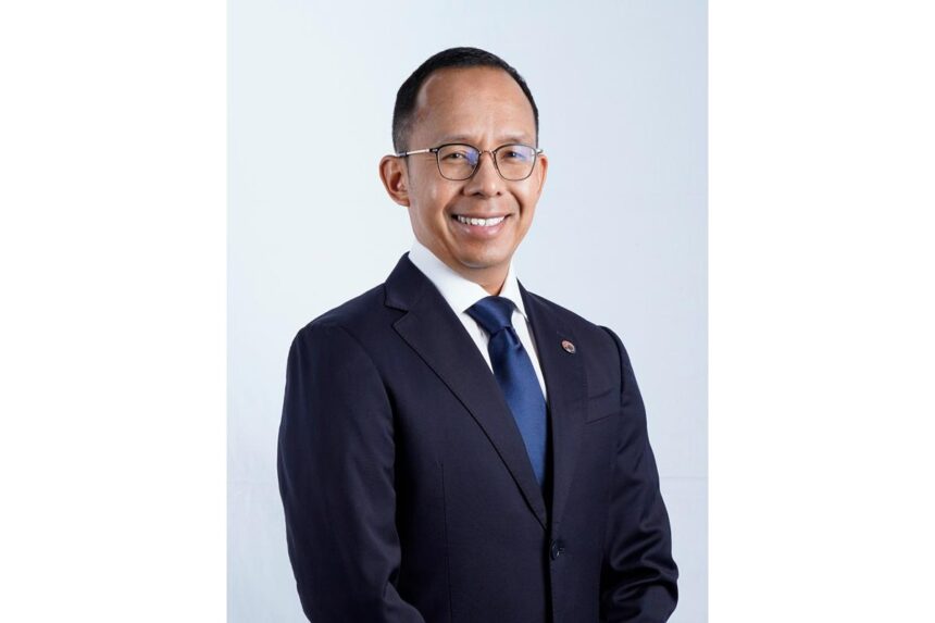 The EPF promoted Mohamad Hafiz Kassim to CIO and named Ahmad Rizal Omar as the new CFO, strengthening the pension fund's investment strategy and financial governance.
