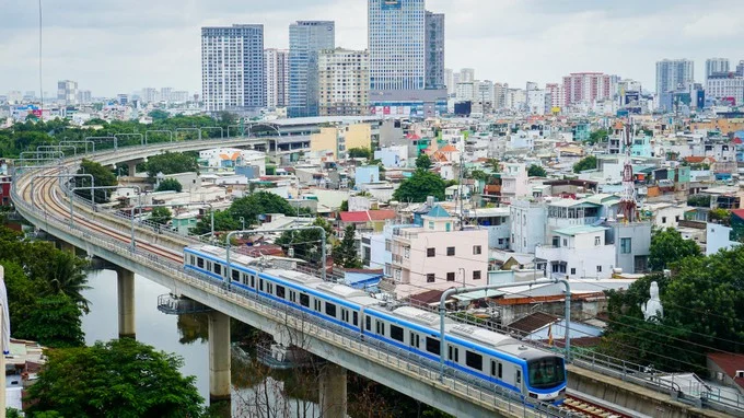 HCMC proposes five new metro lines to link Long Thanh Airport and industrial hubs, driving regional growth and modernizing the urban railway network by 2035.