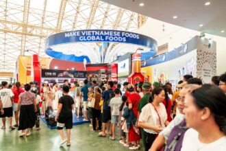 MCH (Masan Consumer) will list on HSX, emerging as a major consumer bluechip to rebalance Vietnam's market with defensive stability and high-margin growth potential.