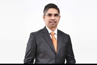 Malaysian MSME confidence surges in late 2025 as the sentiment index hits 56.8. Discover how rising sales and digital adoption drive growth for small businesses.