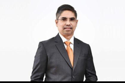 Malaysian MSME confidence surges in late 2025 as the sentiment index hits 56.8. Discover how rising sales and digital adoption drive growth for small businesses.