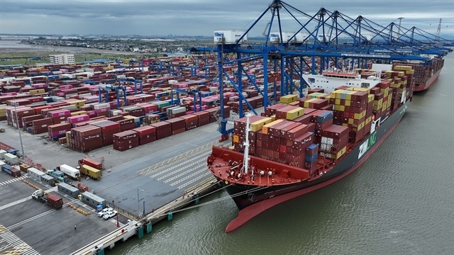 Việt Nam nears $1 trillion annual trade milestone in 2025, driven by 70.3 percent high-tech exports and strong FDI, confirming its global manufacturing hub status.