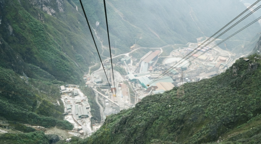 Freeport and Indonesia sign a landmark deal to extend Grasberg mining rights. The pact secures long-term copper supply and increases national ownership to 63%.
