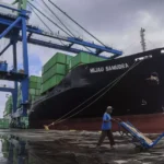 Indonesia reports a 7.8 billion dollar balance of payment deficit in 2025. Despite capital outflows, a strong trade surplus helps stabilize national accounts.