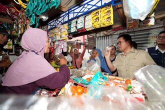 Trade Minister Budi Santoso ensures stable food prices and sufficient supplies ahead of Ramadan and Eid, reinforcing national food security and market readiness.