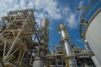 Petronas Chemicals shares decline as analysts cut outlook due to persistent oversupply and weak global demand. Market cap sits near RM25 billion amid 6% drop.