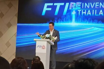 Speaker at a business presentation event.