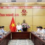 Nghe An officials meeting to finalize groundbreaking plans for the QuynhLap LNG thermal power plant project.