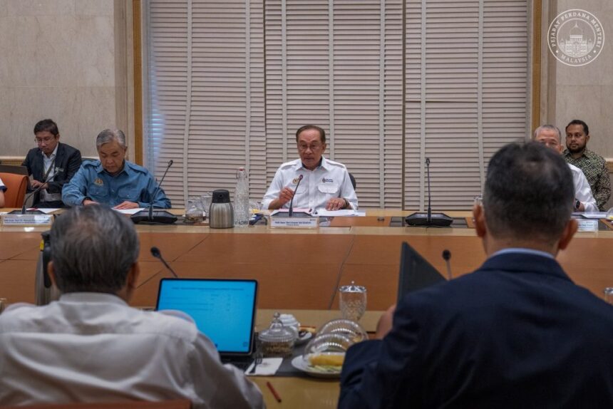 Budi Agri-Commodity Aid Sustains Despite Global Pressures during a council meeting